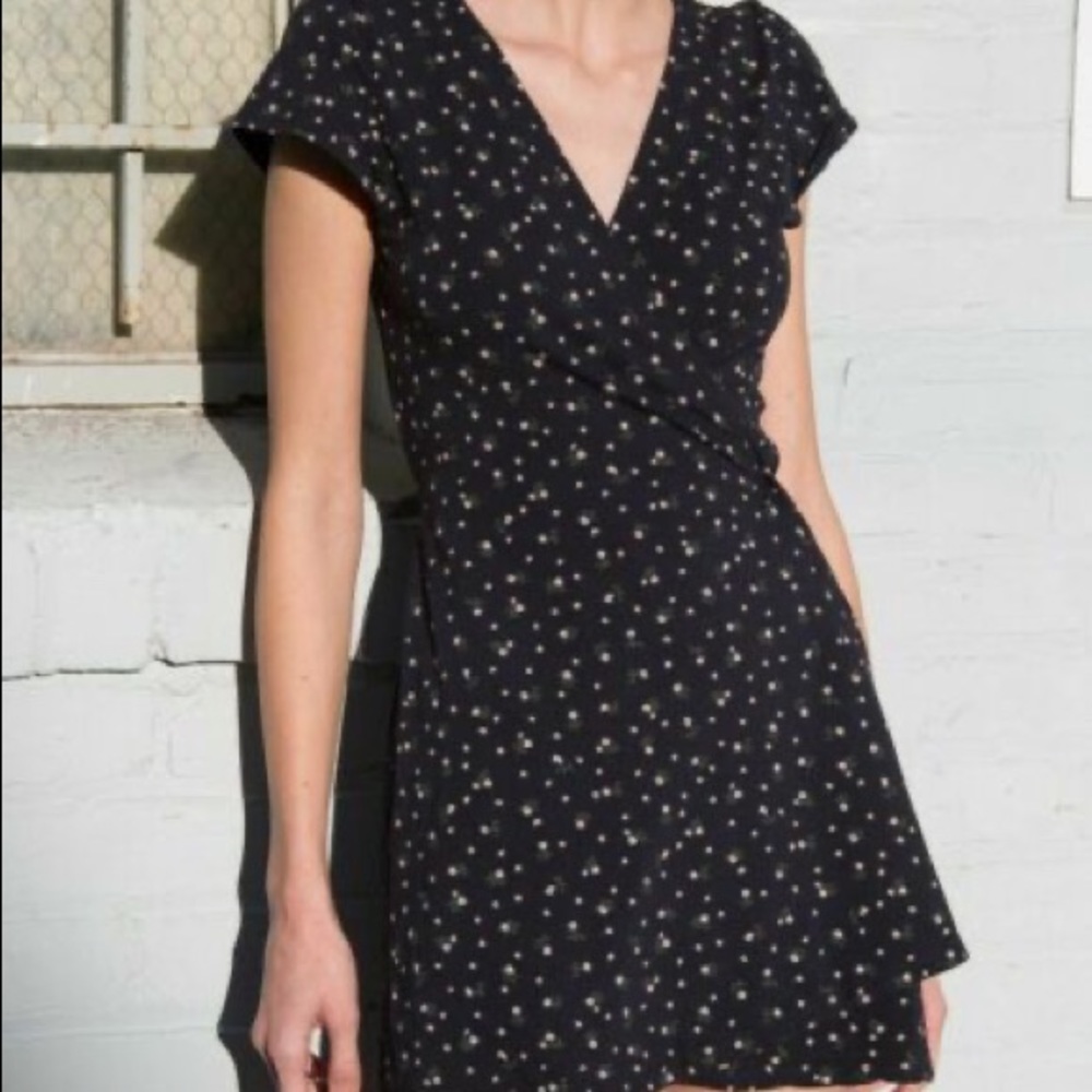 Brandy Melville Robbie Dress